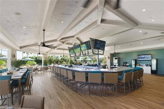 7360 Glenmoor Ln, #4207, Naples, FL 34104 Country Glen Pool