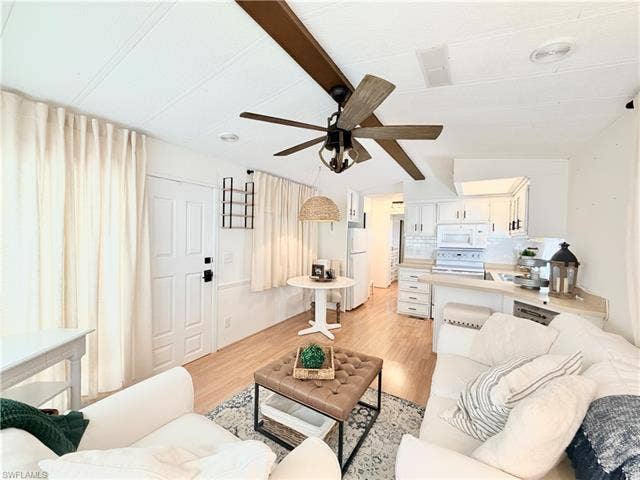 4520 E Robert E Lee Blvd, Estero, FL 33928 4520 E Robert E Lee Blvd, Estero, FL 33928