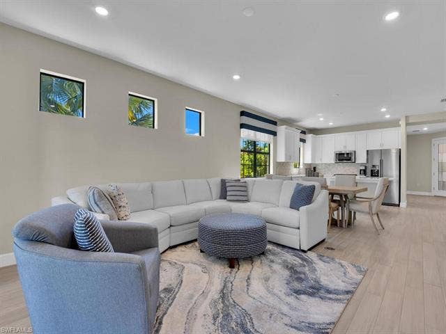11694 Canal Grande Dr, Fort Myers, FL 33913 11694 Canal Grande Dr, Fort Myers, FL 33913