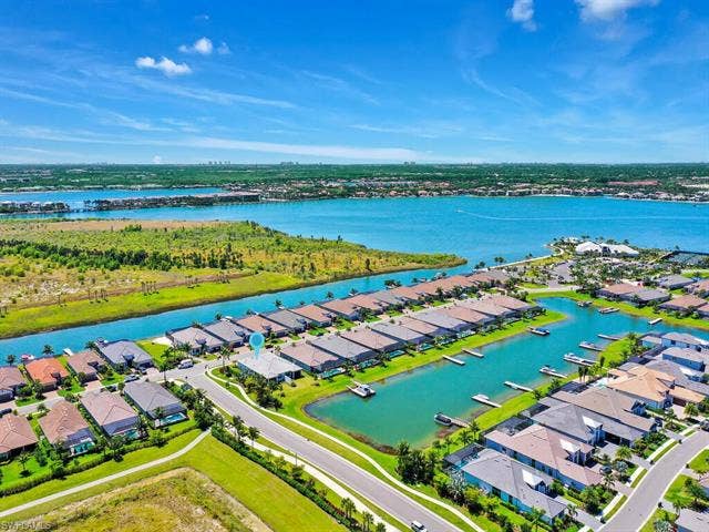 11694 Canal Grande Dr, Fort Myers, FL 33913 11694 Canal Grande Dr, Fort Myers, FL 33913
