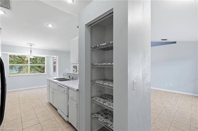 8346 Bamboo Rd, Fort Myers, FL 33967 8346 Bamboo Rd, Fort Myers, FL 33967