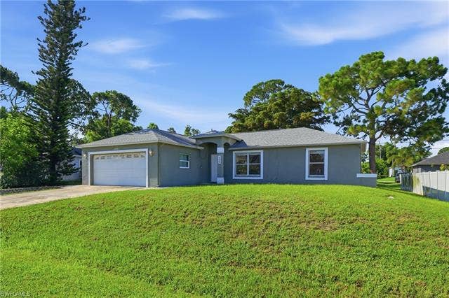 8346 Bamboo Rd, Fort Myers, FL 33967 8346 Bamboo Rd, Fort Myers, FL 33967