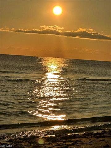 16279 Bonita Landing Circle, Bonita Springs, FL 34135 Gulf Beach only 11 miles away!