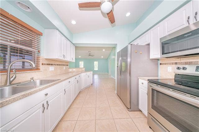 3302 11th Ave, Cape Coral, FL 33904 3302 11th Ave, Cape Coral, FL 33904