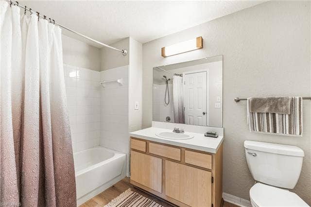23680 Walden Center Dr, #304, Estero, FL 34134 Guest Bath