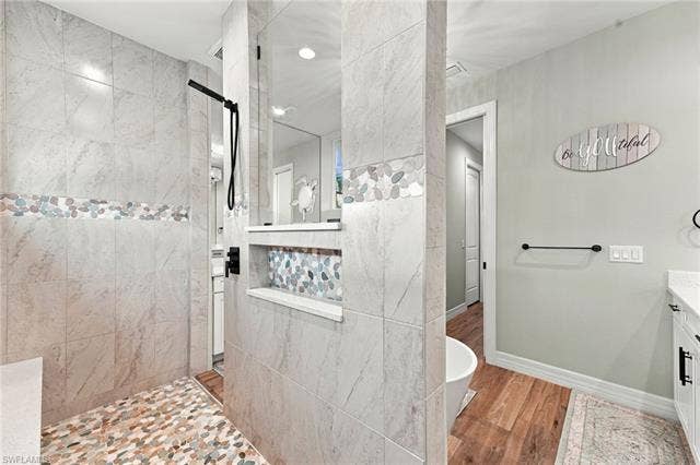 5410 Farley St, Port Charlotte, FL 33981 5410 Farley St, Port Charlotte, FL 33981