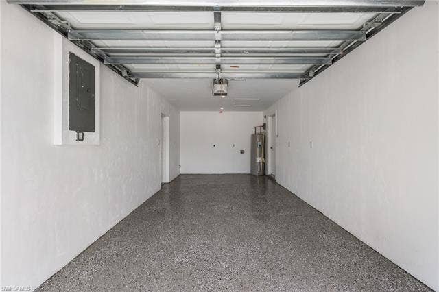 4724 Spring Creek Dr, Bonita Springs, FL 34134 Single-Car Garage