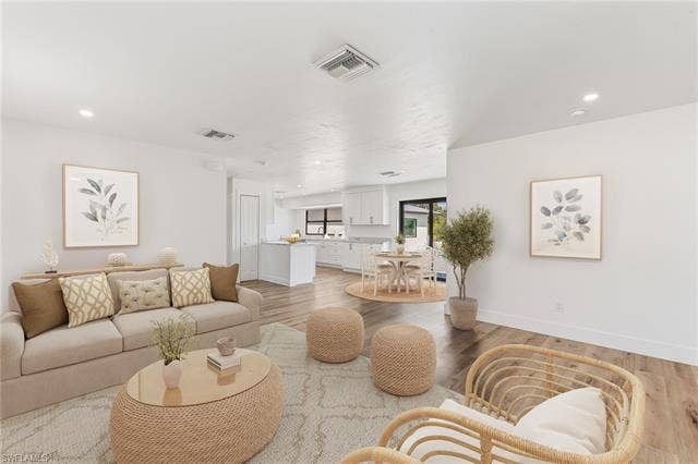 4724 Spring Creek Dr, Bonita Springs, FL 34134 Staged Living Room