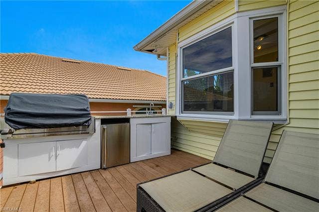 27265 High Seas Ln, Bonita Springs, FL 34135 UPSTAIRS OUTDOOR KITCHEN