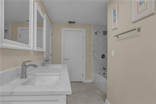 27265 High Seas Ln, Bonita Springs, FL 34135 DOWNSTAIRS PRIMARY BATHROOM