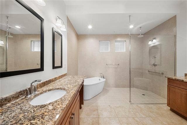 21450 Strada Nuova Cir, #A302, Estero, FL 33928 Main Bathroom