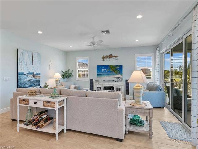 2543 Seychelles Dr, #605, Naples, FL 34112 2543 Seychelles Dr, #605, Naples, FL 34112