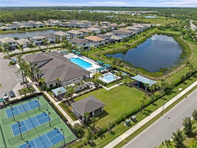 20390 Fair Oak Ln, Estero, FL 33928 20390 Fair Oak Ln, Estero, FL 33928