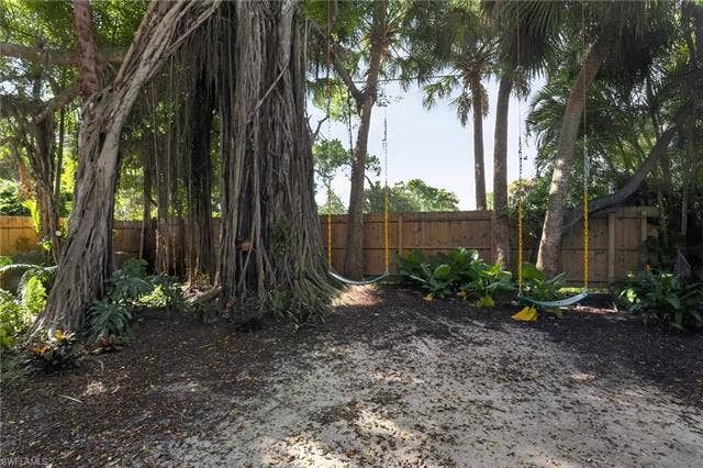 1195 Mockingbird Ln, Naples, FL 34104 1195 Mockingbird Ln, Naples, FL 34104