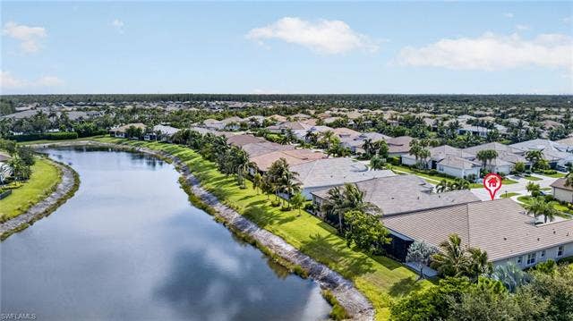 28405 Abruzzo Dr, Bonita Springs, FL 34135 WALKING DISTANCE TO DOG PARK, POOLS, CLUBHOUSE, RESTAURANT!