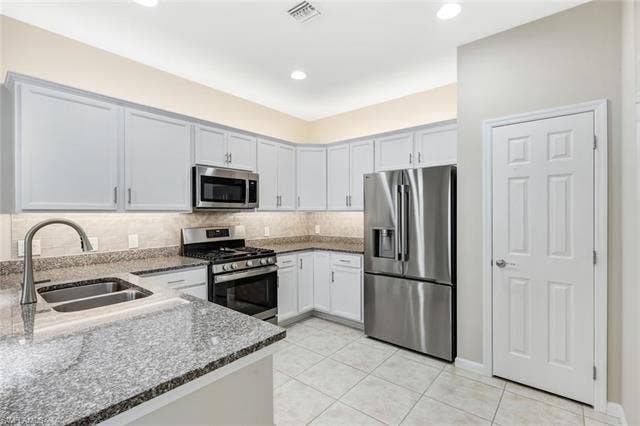 20179 Torch Key Way, Estero, FL 33928 20179 Torch Key Way, Estero, FL 33928