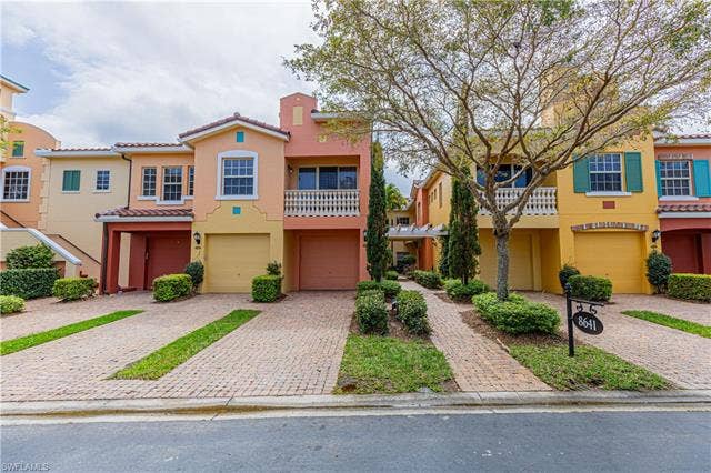 8641 Piazza Del Lago Cir, #203, Estero, FL 33928 8641 Piazza Del Lago Cir, #203, Estero, FL 33928