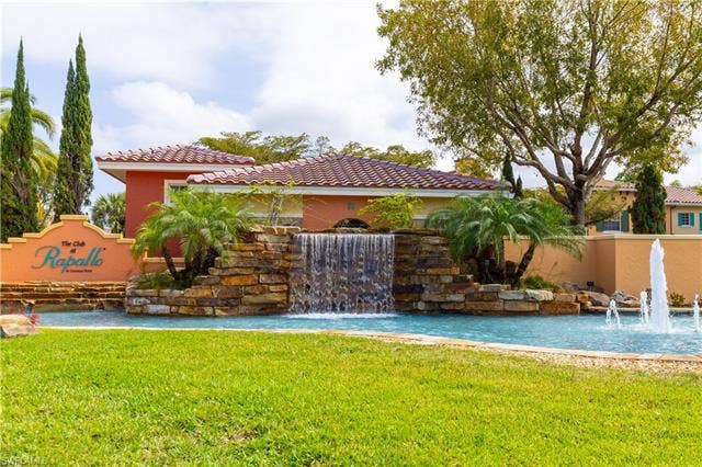 8641 Piazza Del Lago Cir, #203, Estero, FL 33928 8641 Piazza Del Lago Cir, #203, Estero, FL 33928