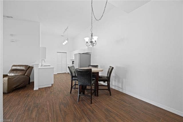 27119 Matheson Ave, #205, Bonita Springs, FL 34135 Current Kitchen