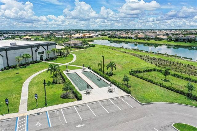 19568 Hinkley Dr, Estero, FL 33928 19568 Hinkley Dr, Estero, FL 33928