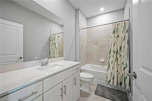 19568 Hinkley Dr, Estero, FL 33928 19568 Hinkley Dr, Estero, FL 33928