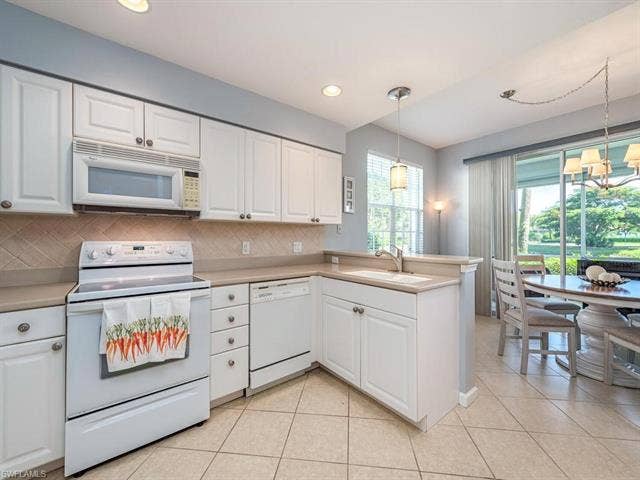 22911 Rosedale Dr, #101, Estero, FL 34135 Kitchen