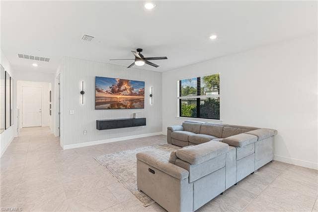 18230 Parksville Dr, Estero, FL 33928 Spacious Great Room