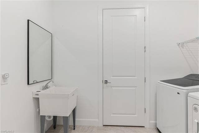 18230 Parksville Dr, Estero, FL 33928 Oversized Laundry Room