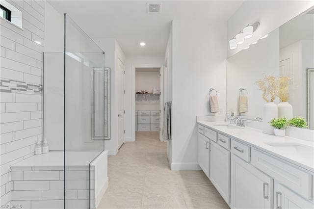 18230 Parksville Dr, Estero, FL 33928 Spa-Like Primary Bath