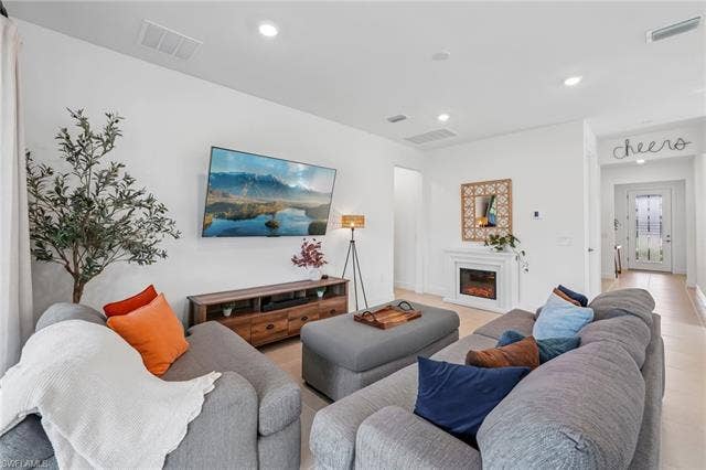 18421 Ridgeline Dr, Estero, FL 33928 18421 Ridgeline Dr, Estero, FL 33928