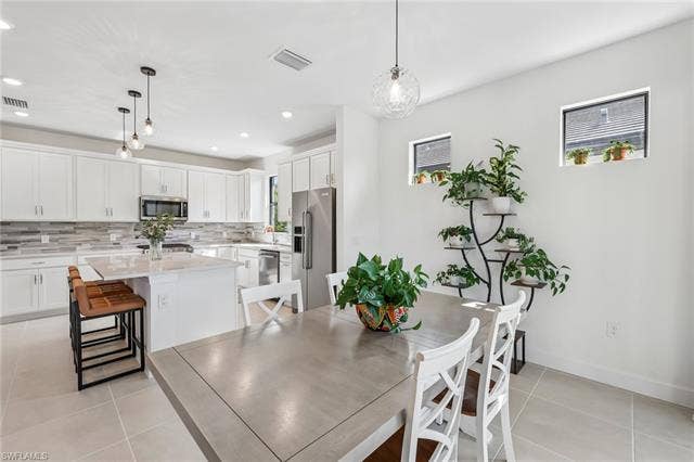 18421 Ridgeline Dr, Estero, FL 33928 18421 Ridgeline Dr, Estero, FL 33928