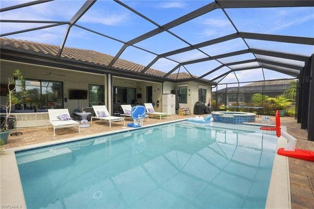 19107 Elmdale Way, Estero, FL 33928 19107 Elmdale Way, Estero, FL 33928