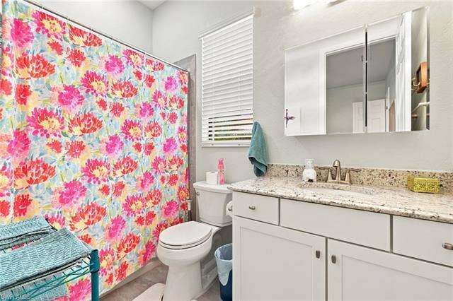 19107 Elmdale Way, Estero, FL 33928 19107 Elmdale Way, Estero, FL 33928