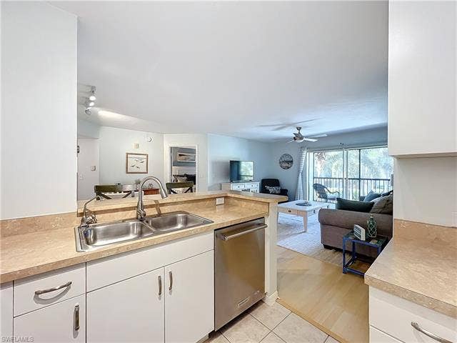 8930 E Colonnades Ct, #626, Bonita Springs, FL 34135 8930 E Colonnades Ct, #626, Bonita Springs, FL 34135