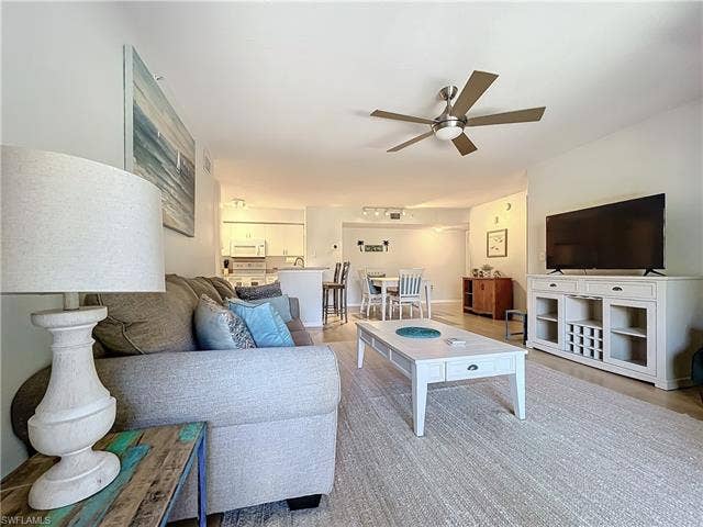 8930 E Colonnades Ct, #626, Bonita Springs, FL 34135 8930 E Colonnades Ct, #626, Bonita Springs, FL 34135
