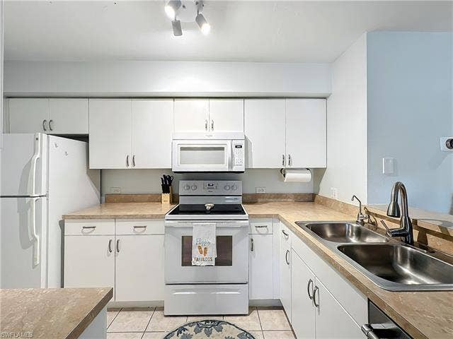 8930 E Colonnades Ct, #626, Bonita Springs, FL 34135 8930 E Colonnades Ct, #626, Bonita Springs, FL 34135