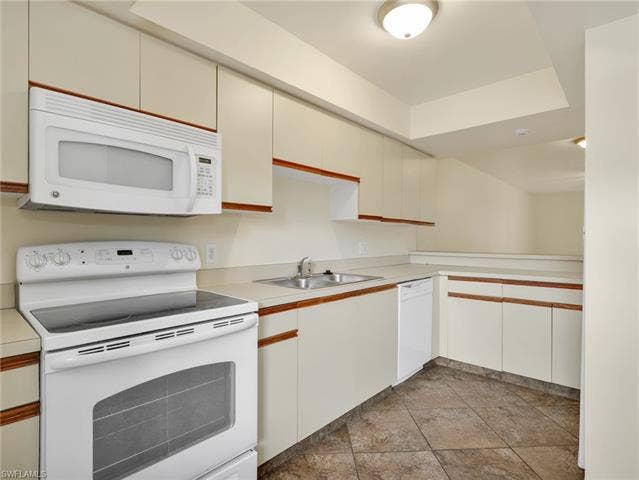 10041 Maddox Ln, #102, Bonita Springs, FL 34135 10041 Maddox Ln, #102, Bonita Springs, FL 34135