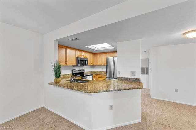 3170 Seasons Way, #814, Estero, FL 33928 3170 Seasons Way, #814, Estero, FL 33928