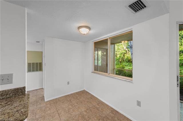 3170 Seasons Way, #814, Estero, FL 33928 3170 Seasons Way, #814, Estero, FL 33928