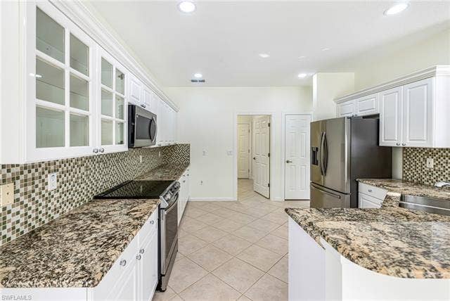 9279 Oak Strand Dr, Estero, FL 34135 9279 Oak Strand Dr, Estero, FL 34135