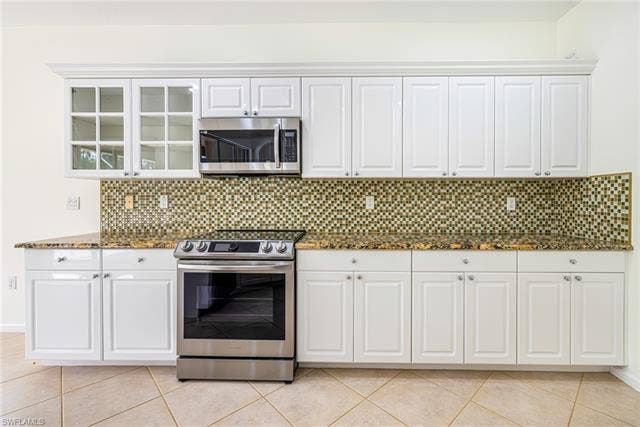 9279 Oak Strand Dr, Estero, FL 34135 9279 Oak Strand Dr, Estero, FL 34135