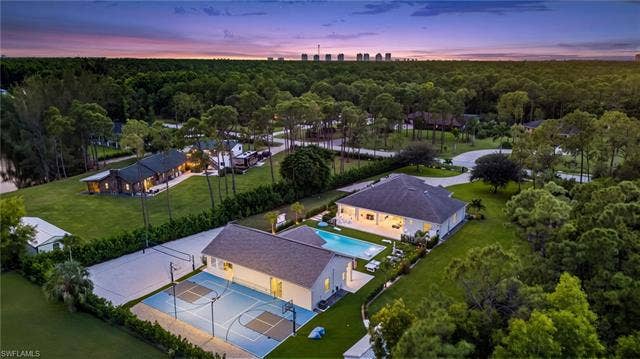 24377 Stillwell Pkwy, Bonita Springs, FL 34135 24377 Stillwell Pkwy, Bonita Springs, FL 34135