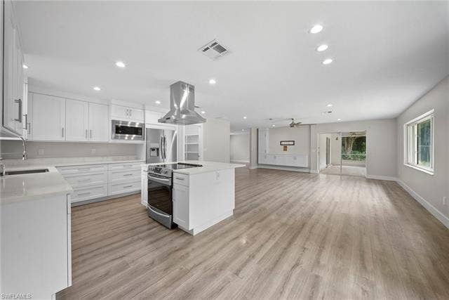 5750 Westport Ln, Naples, FL 34116 5750 Westport Ln, Naples, FL 34116