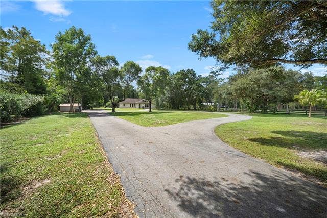 5750 Westport Ln, Naples, FL 34116 5750 Westport Ln, Naples, FL 34116