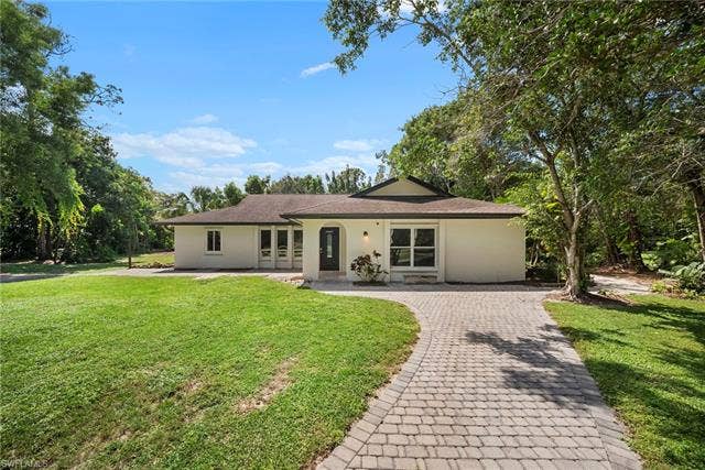 5750 Westport Ln, Naples, FL 34116 5750 Westport Ln, Naples, FL 34116