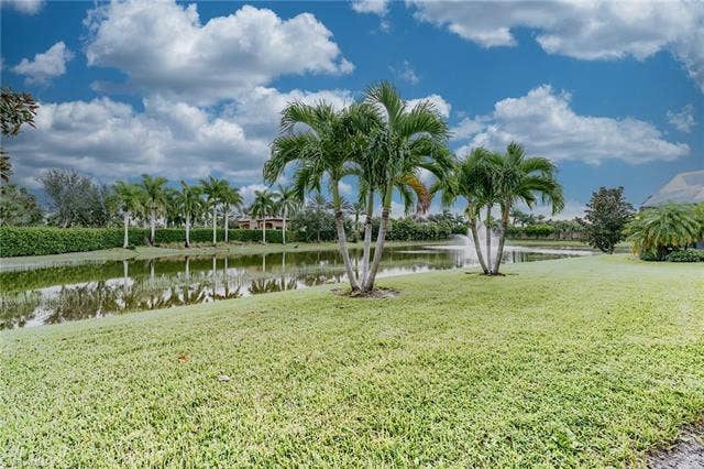 23472 Sanabria Loop, Bonita Springs, FL 34135 Admire the lake and fountain from all your back windows!
