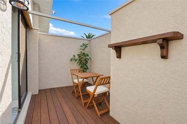 323 Washington Ct, Fort Myers Beach, FL 33931 323 Washington Ct, Fort Myers Beach, FL 33931