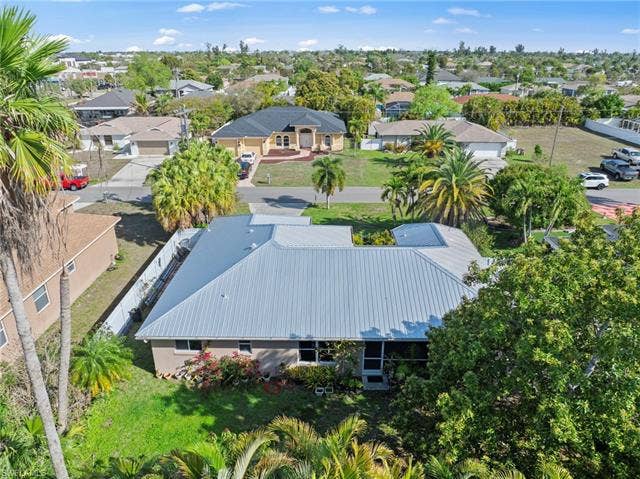 144 27th St, Cape Coral, FL 33904 144 27th St, Cape Coral, FL 33904