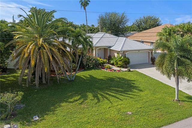 144 27th St, Cape Coral, FL 33904 144 27th St, Cape Coral, FL 33904