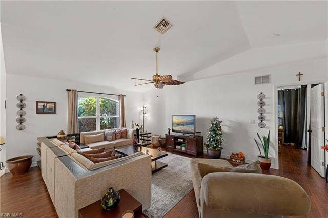 144 27th St, Cape Coral, FL 33904 144 27th St, Cape Coral, FL 33904